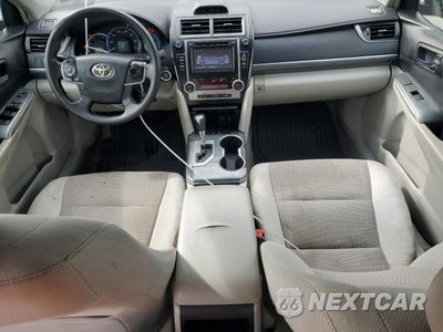 Zdjęcie 8 z 12 samochodu: 2014 TOYOTA CAMRY HYBRID VIN:4T1BD1FK7EU114634 - miniatura