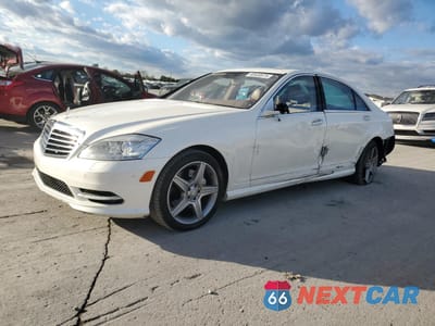 2010 MERCEDES-BENZ S 550 WDDNG7BB7AA296208 - główne zdjęcie licytacji z USA - miniatura