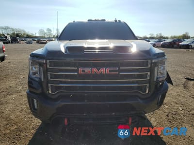Piąte zdjęcie samochodu w środku: 2022 GMC SIERRA K2500 AT4 VIN:1GT49PEY5NF172978 - miniatura
