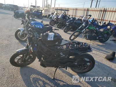 Trzecie zdjęcie samochodu z tyłu: 2022 HUSQ VITPILEN 4 VIN:MD2JUJ408NC207678 - miniatura