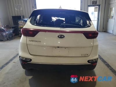 Zdjęcie 6 z 13 samochodu: 2021 KIA SPORTAGE LX VIN:KNDPMCAC0M7944973 - miniatura