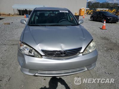 Piąte zdjęcie samochodu w środku: 2006 TOYOTA CAMRY LE VIN:4T1BE32K66U164490 - miniatura