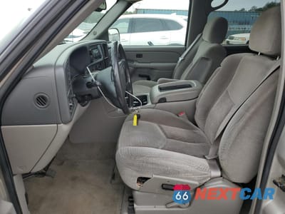 Zdjęcie 7 z 13 samochodu: 2004 CHEVROLET SUBURBAN K1500 VIN:1GNFK16T34J119762 - miniatura