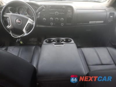 Zdjęcie 8 z 11 samochodu: 2013 GMC SIERRA UTILITY / SERVICE TRUCK VIN:1GT423CG5DF222297 - miniatura