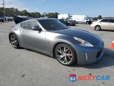 Czwarte zdjęcie samochodu z boku: 2016 NISSAN 370Z BASE VIN:JN1AZ4EH9GM937080 - miniatura