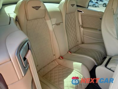 Zdjęcie 10 z 14 samochodu: 2018 BENTLEY CONTINENTAL GT VIN:SCBGU3ZA8JC067061 - miniatura
