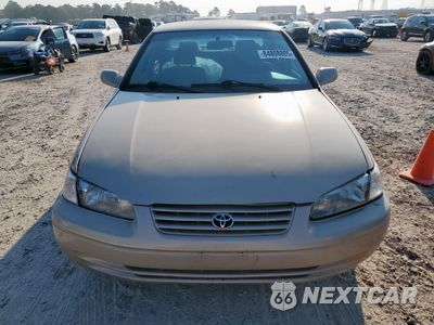 Piąte zdjęcie samochodu w środku: 1999 TOYOTA CAMRY CE VIN:4T1BG22KXXU898149 - miniatura