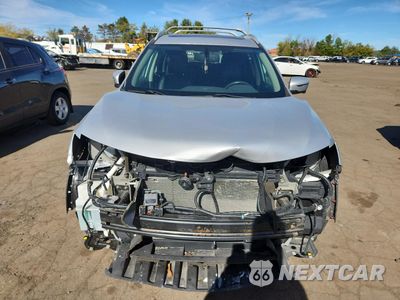 Piąte zdjęcie samochodu w środku: 2016 NISSAN ROGUE S VIN:5N1AT2MV2GC867076 - miniatura