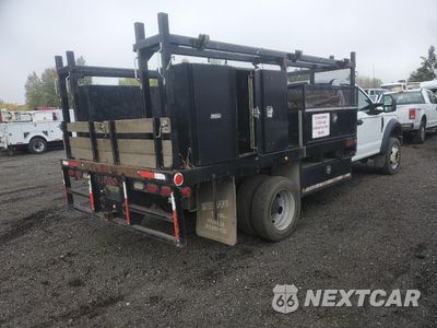 Trzecie zdjęcie samochodu z tyłu: 2017 FORD F550 SUPER DUTY VIN:1FDUF5HY1HEB79361 - miniatura
