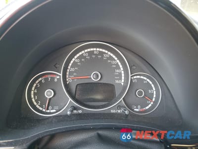 Zdjęcie 9 z 14 samochodu: 2016 VOLKSWAGEN BEETLE 1.8T VIN:3VWF17AT1GM621924 - miniatura