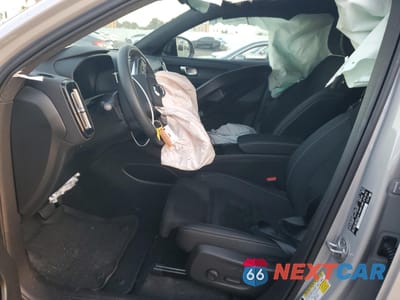 Zdjęcie 7 z 14 samochodu: 2024 VOLVO XC40 RECHARGE PLUS VIN:YV4ER3XL7R2232557 - miniatura