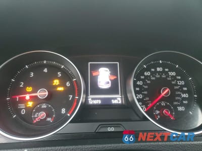 Zdjęcie 9 z 12 samochodu: 2016 VOLKSWAGEN GTI S/SE VIN:3VW4T7AU7GM026196 - miniatura