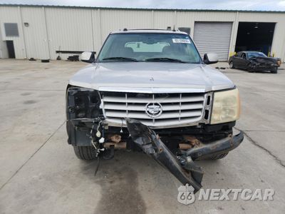 Piąte zdjęcie samochodu w środku: 2005 CADILLAC ESCALADE EXT VIN:3GYEK62N55G137587 - miniatura