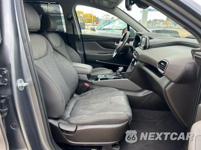 Piąte zdjęcie samochodu w środku: 2019 HYUNDAI SANTA FE SEL VIN:5NMS3CADXKH050958 - miniatura
