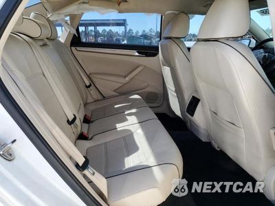 Zdjęcie 10 z 13 samochodu: 2016 VOLKSWAGEN PASSAT SE VIN:1VWBT7A30GC027500 - miniatura