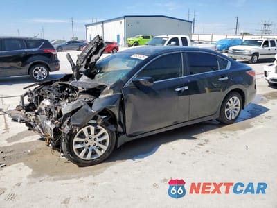 2015 NISS ALTIMA 2.5 1N4AL3AP2FN392344 - główne zdjęcie licytacji z USA - miniatura