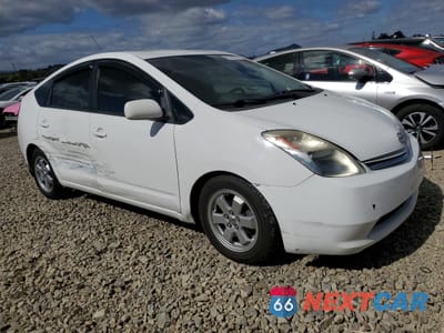 Czwarte zdjęcie samochodu z boku: 2004 TOYOTA PRIUS VIN:JTDKB20U340111133 - miniatura