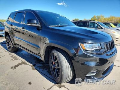 Czwarte zdjęcie samochodu z boku: 2019 JEEP GRAND CHEROKEE SRT-8 VIN:1C4RJFDJ6KC561699 - miniatura
