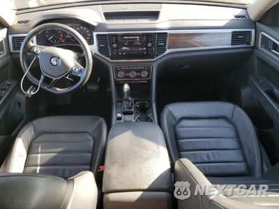 Zdjęcie 8 z 13 samochodu: 2018 VOLKSWAGEN ATLAS SEL PREMIUM VIN:1V2NR2CA2JC504334 - miniatura