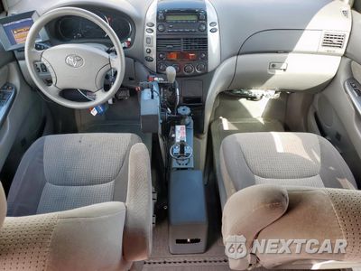 Zdjęcie 8 z 16 samochodu: 2008 TOYOTA SIENNA CE VIN:5TDZK23C38S221507 - miniatura