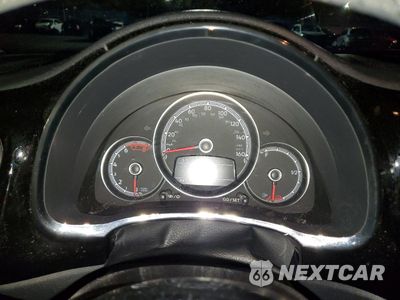 Zdjęcie 9 z 13 samochodu: 2017 VOLKSWAGEN BEETLE 1.8T VIN:3VWF17AT1HM610262 - miniatura
