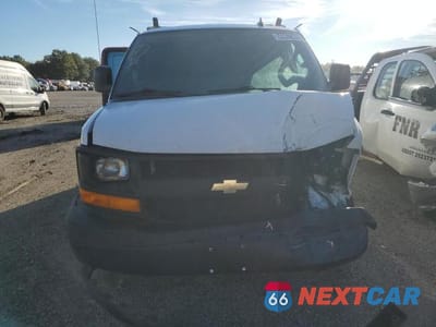 Piąte zdjęcie samochodu w środku: 2017 CHEVROLET EXPRESS G2500 VIN:1GCWGAFF3H1315937 - miniatura