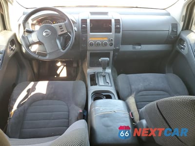 Zdjęcie 8 z 13 samochodu: 2005 NISSAN PATHFINDER LE VIN:5N1AR18U65C778473 - miniatura