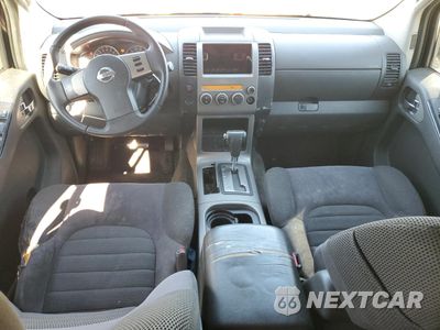 Zdjęcie 8 z 13 samochodu: 2005 NISSAN PATHFINDER LE VIN:5N1AR18U65C778473 - miniatura