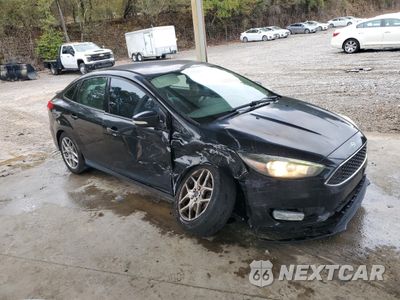 Czwarte zdjęcie samochodu z boku: 2015 FORD FOCUS SE VIN:1FADP3F21FL274845 - miniatura
