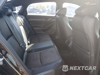 Zdjęcie 10 z 12 samochodu: 2018 HONDA ACCORD SPORT VIN:1HGCV1F38JA030222 - miniatura