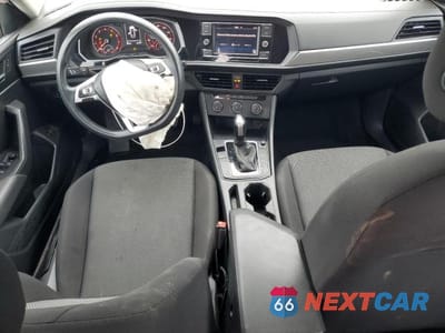 Zdjęcie 8 z 13 samochodu: 2019 VOLKSWAGEN JETTA S VIN:3VWCB7BU4KM265968 - miniatura