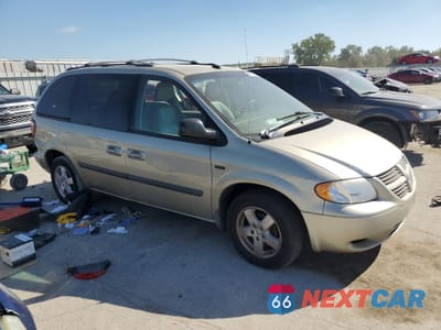 Czwarte zdjęcie samochodu z boku: 2005 DODGE CARAVAN SXT VIN:1D4GP45R95B287135 - miniatura