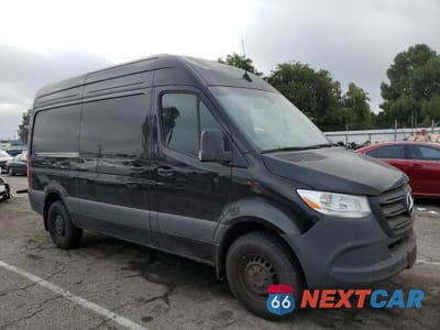 Czwarte zdjęcie samochodu z boku: 2024 MERCEDES-BENZ SPRINTER 2500 VIN:W1Y4NBHY1RT176913 - miniatura