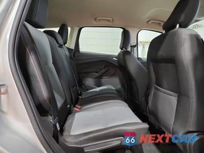 Zdjęcie 11 z 13 samochodu: 2018 FORD ESCAPE SE VIN:1FMCU9GD9JUD59805 - miniatura