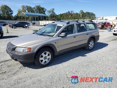 2002 VOLVO V70 XC YV1SZ58D221059884 - główne zdjęcie licytacji z USA - miniatura