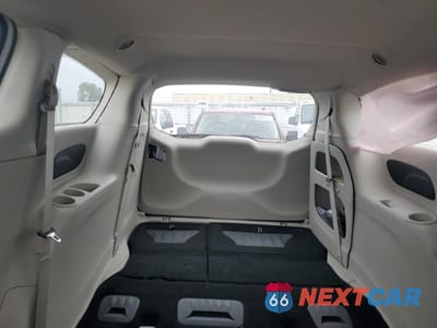 Zdjęcie 10 z 14 samochodu: 2024 CHRYSLER VOYAGER LX VIN:2C4RC1CGXRR195105 - miniatura