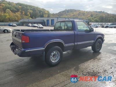 Trzecie zdjęcie samochodu z tyłu: 1994 CHEVROLET S TRUCK S10 VIN:1GCDT14Z0RK145841 - miniatura