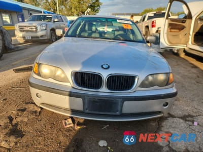 Piąte zdjęcie samochodu w środku: 2002 BMW 325 I VIN:WBAET37462NG76921 - miniatura