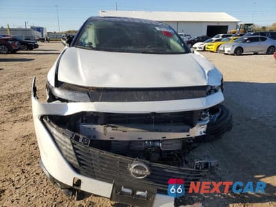 Piąte zdjęcie samochodu w środku: 2025 NISSAN MURANO PLATINUM VIN:5N1AZ3DT6SC130197 - miniatura