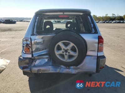 Zdjęcie 6 z 15 samochodu: 2001 TOYOTA RAV4 VIN:JTEHH20V110102617 - miniatura