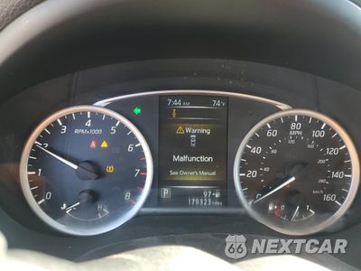 Zdjęcie 9 z 13 samochodu: 2018 NISSAN SENTRA S VIN:3N1AB7APXJY205449 - miniatura