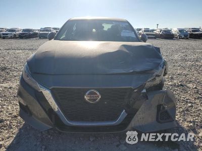 Piąte zdjęcie samochodu w środku: 2021 NISSAN ALTIMA SV VIN:1N4BL4DV9MN305718 - miniatura