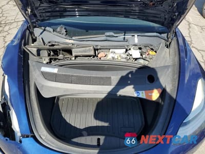 Zdjęcie 11 z 11 samochodu: 2018 TESLA MODEL 3 LONG RANGE VIN:5YJ3E1EA1JF022520 - miniatura