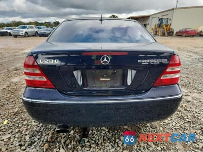 Zdjęcie 6 z 11 samochodu: 2005 MERCEDES-BENZ C 230K SPORT SEDAN VIN:WDBRF40JX5F717417 - miniatura