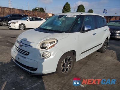 2015 FIAT 500L LOUNGE ZFBCFACHXFZ032206 - główne zdjęcie licytacji z USA - miniatura
