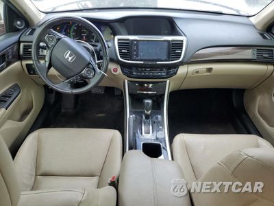 Zdjęcie 8 z 12 samochodu: 2017 HONDA ACCORD HYBRID EXL VIN:JHMCR6F51HC006861 - miniatura