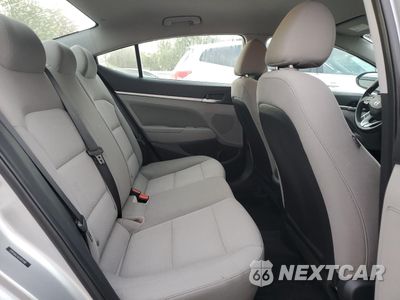 Zdjęcie 10 z 13 samochodu: 2020 HYUNDAI ELANTRA SEL VIN:5NPD84LF6LH555480 - miniatura