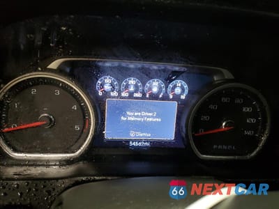 Zdjęcie 9 z 12 samochodu: 2023 CHEVROLET SILVERADO K2500 HIGH COUNTRY VIN:1GC4YREY0PF109109 - miniatura