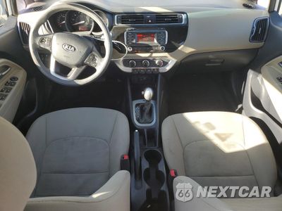 Zdjęcie 8 z 12 samochodu: 2016 KIA RIO LX VIN:KNADM4A34G6576538 - miniatura