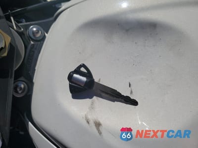 Zdjęcie 8 z 10 samochodu: 2011 SUZUKI GSX-R600 VIN:JS1GN7FA2B2102863 - miniatura